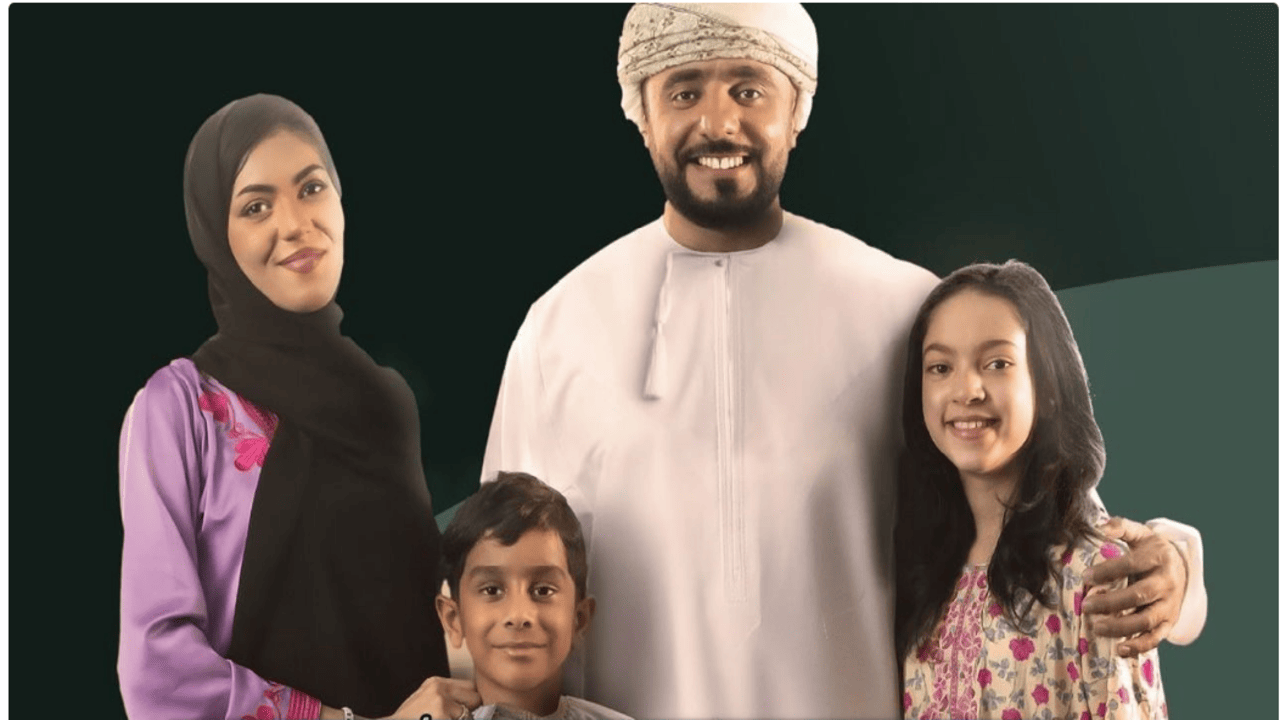 سلطنة عمان تطلق برنامج منفعة دخل الأسرة لتعزيز الاستقرار المالي للمواطنين..إليك كيفية التسجيل وكافة الشروط