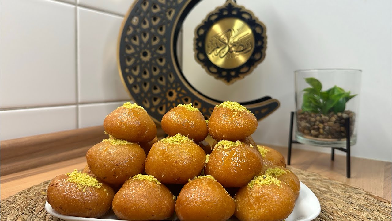 حلوى رهيبة بطعم البسبوسة .. كرات السميد بالزبادي بطريقة سهلة غير مكلفة لأشهى الحلويات