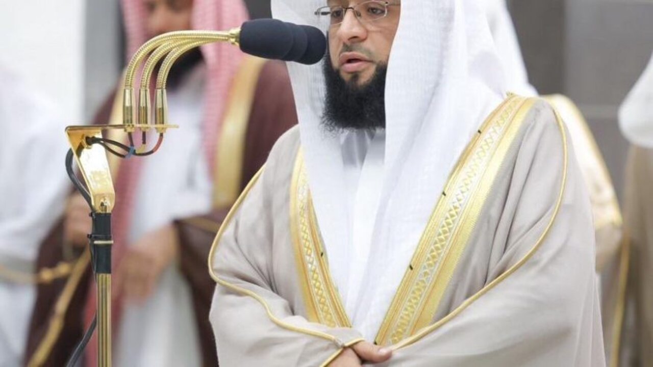 بقرار من خادم الحرمين الملك سلمان.. تعيين إمامين جديدين للحرم المكي وأثنان أخرين لإمامة المسجد النبوي فمن هم