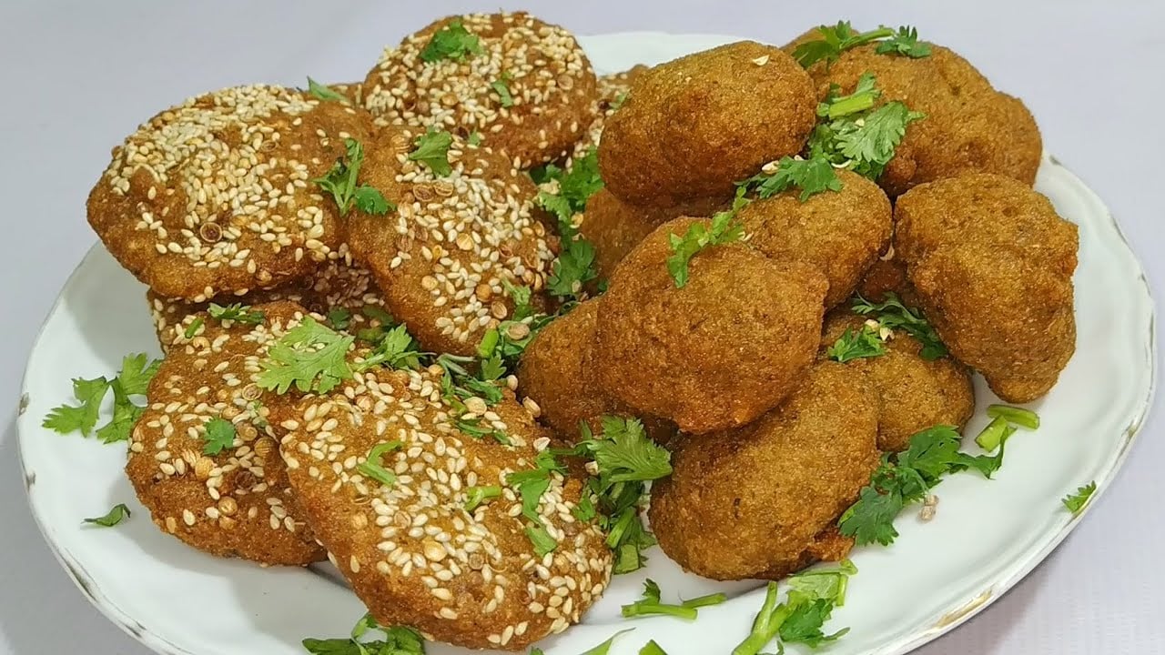 هتعرفي تعمليها في مطبخك بكل اسرارها.. طريقة تحضير الطعمية مثل الجاهزة