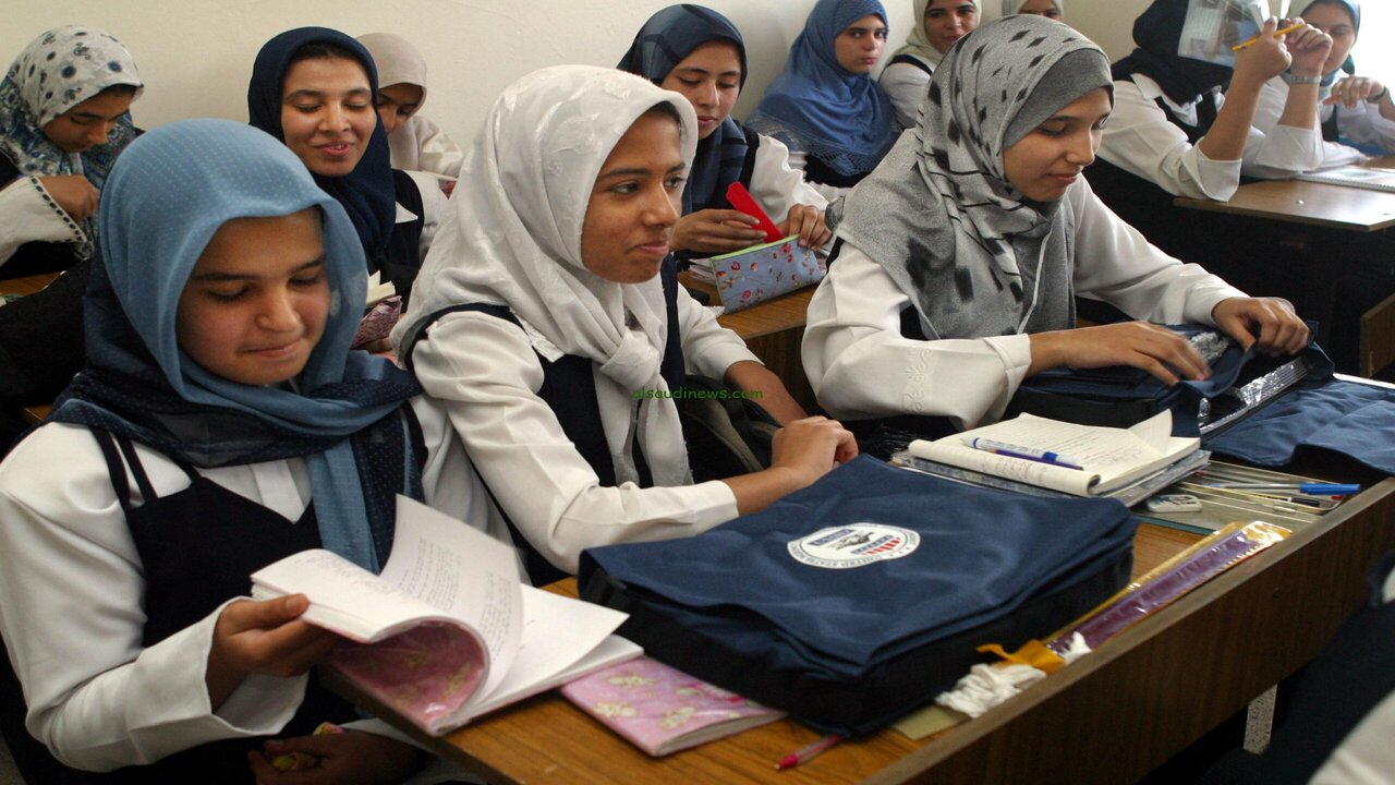 عاجل من التربية العراقية.. الموافقة على إجراء دور ثالث للصفي الثالث المتوسط والسادس الاعدادي