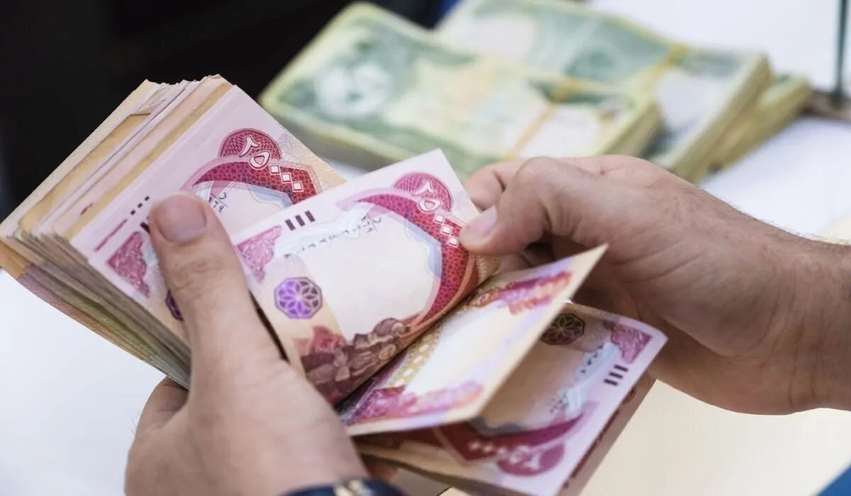 استمرار توزيع رواتب المتقاعدين لشهر أكتوبر 2024 بأخر زيادة 100 ألف دينار