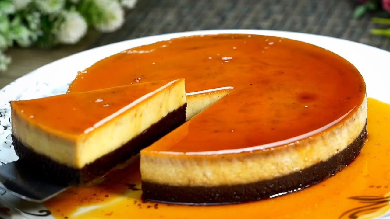 ” هتقومي تعمليها حالا ” طريقة عمل تشيز كيك الكريم كراميل ألذ حاجة حلوة تحضريها لعيلتك في المناسبات