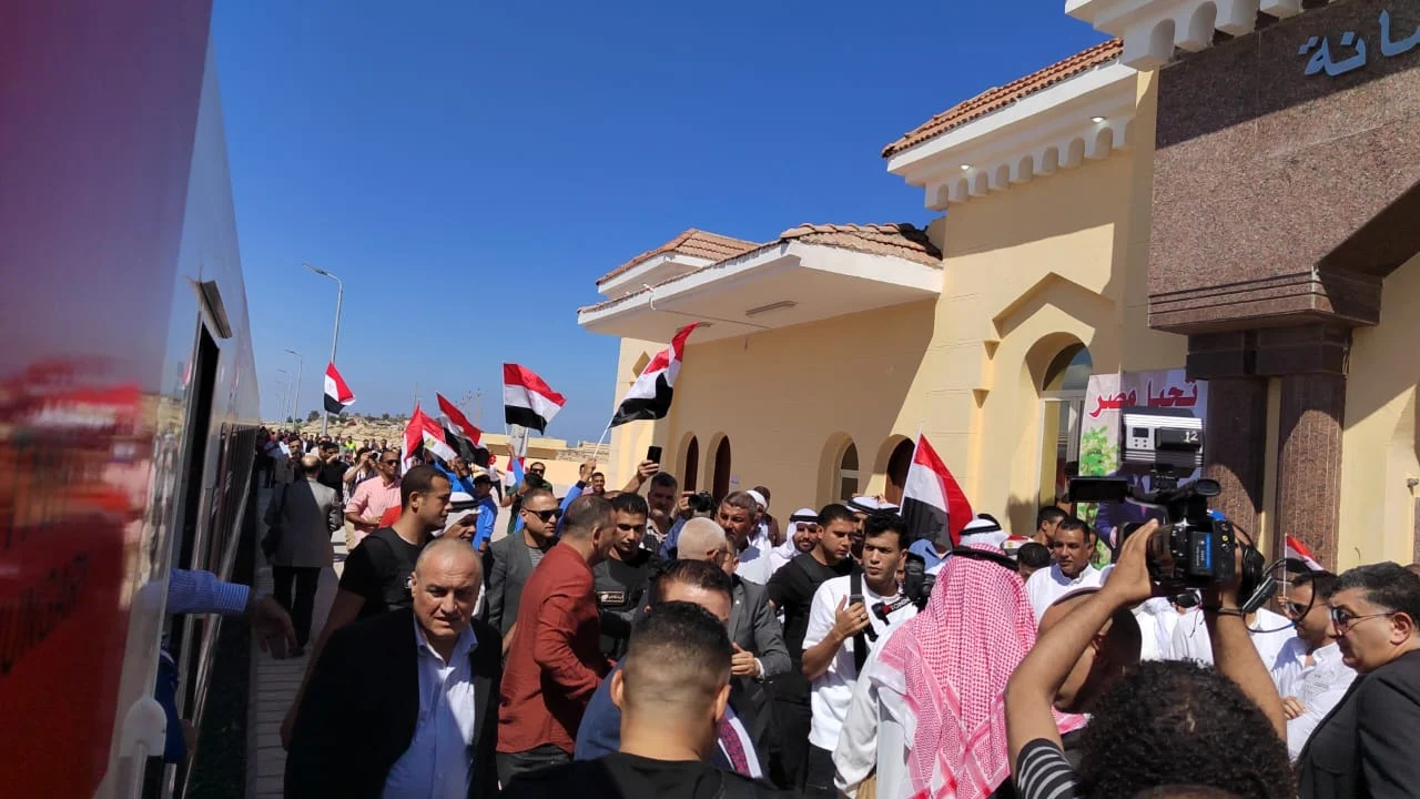 عودة القطارات مرة أخرى إلى سيناء احتفالا بنصر أكتوبر خط سكة حديد الفردان – بئر العبد