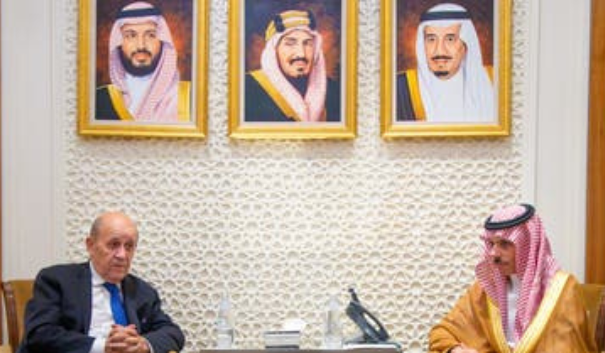 عاجل .. استقبال رئيس الخارجية السعودي مبعوث فرنسا