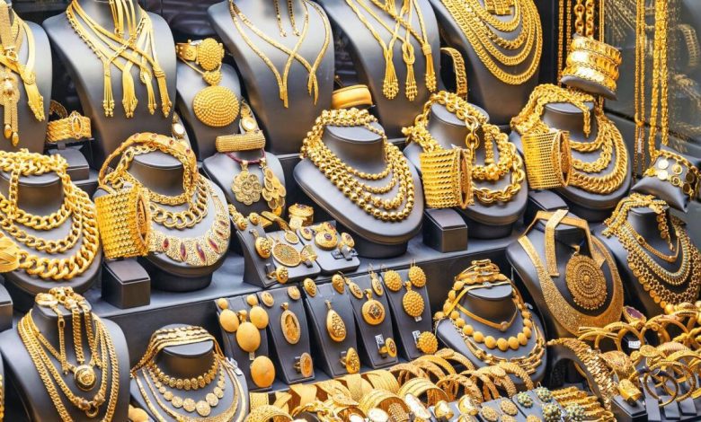 عيار 21 وصل كام؟ أسعار الذهب اليوم الثلاثاء الموافق 12 نوفمبر في السوق المصري