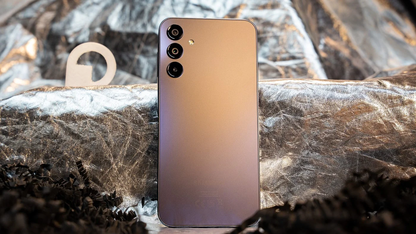 مزايا جبارة وسعر على قد الأيد.. مواصفات سامسونج Samsung a15 موبايل الشياكة والأناقة وقوة الأداء