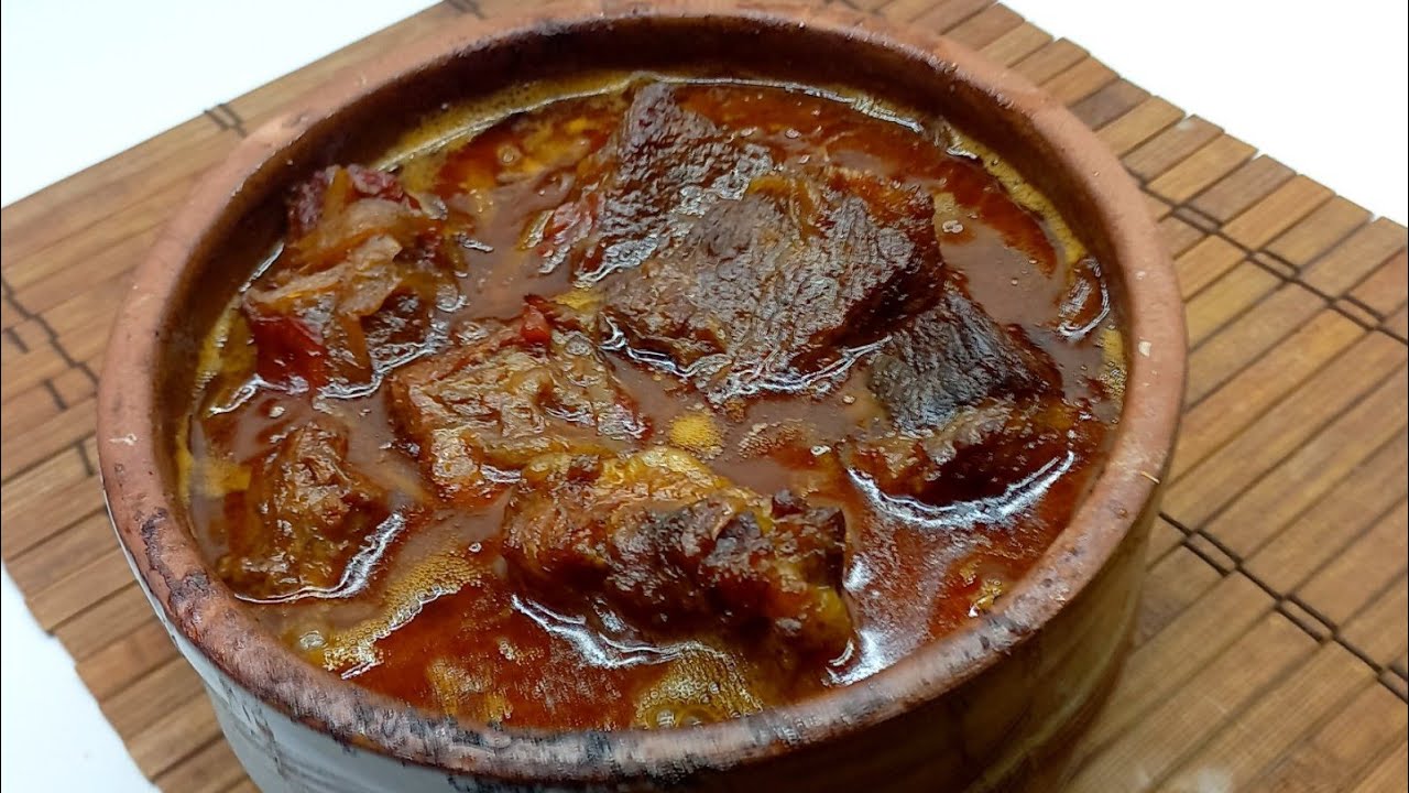 طريقة تحضير طاجن لحمة بالطماطم بمذاق مميز وبخطوات سهلة وسريعة