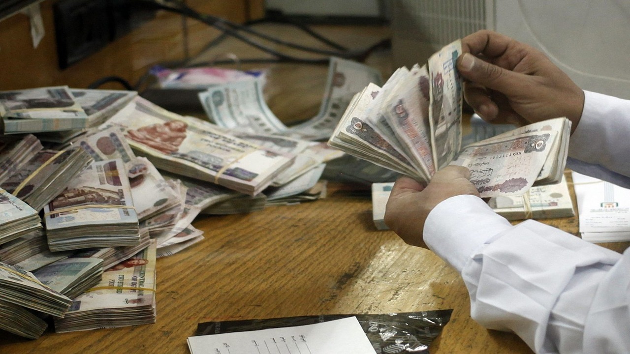 خلال أيام.. موعد صرف مرتبات شهر نوفمبر 2024 للعاملين