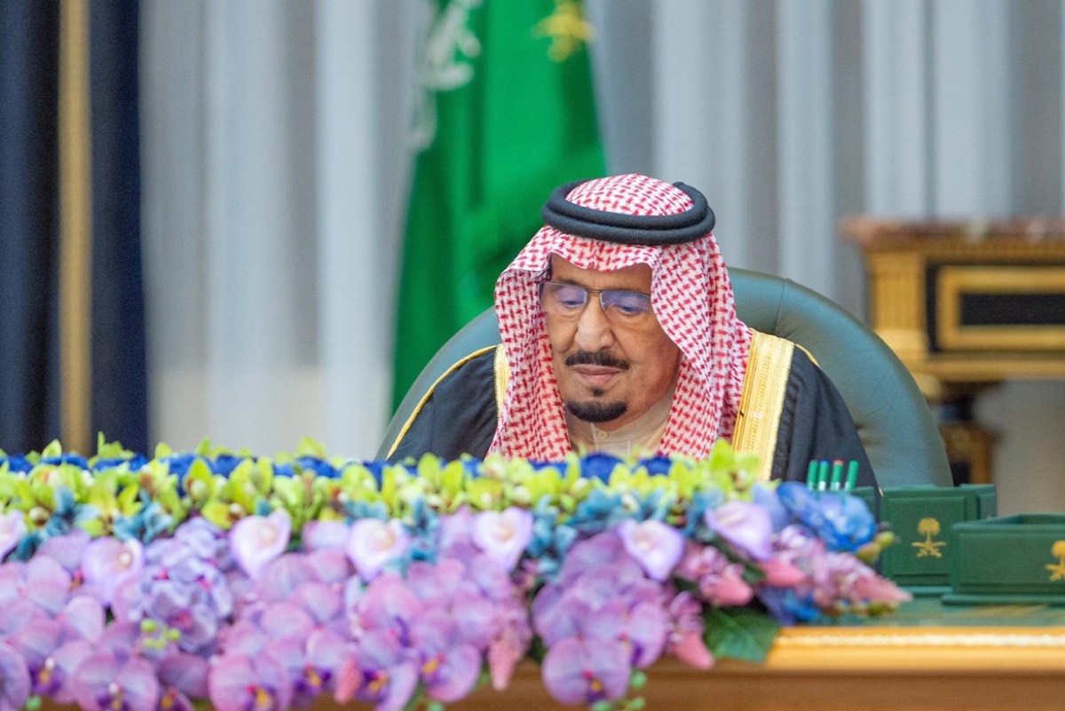 خادم الحرمين الشريفين يصدر 10 قرارات هامة اليوم وأنباء عن شمولها صرف معونة 500 ريال براتب التقاعد المدني والعسكري