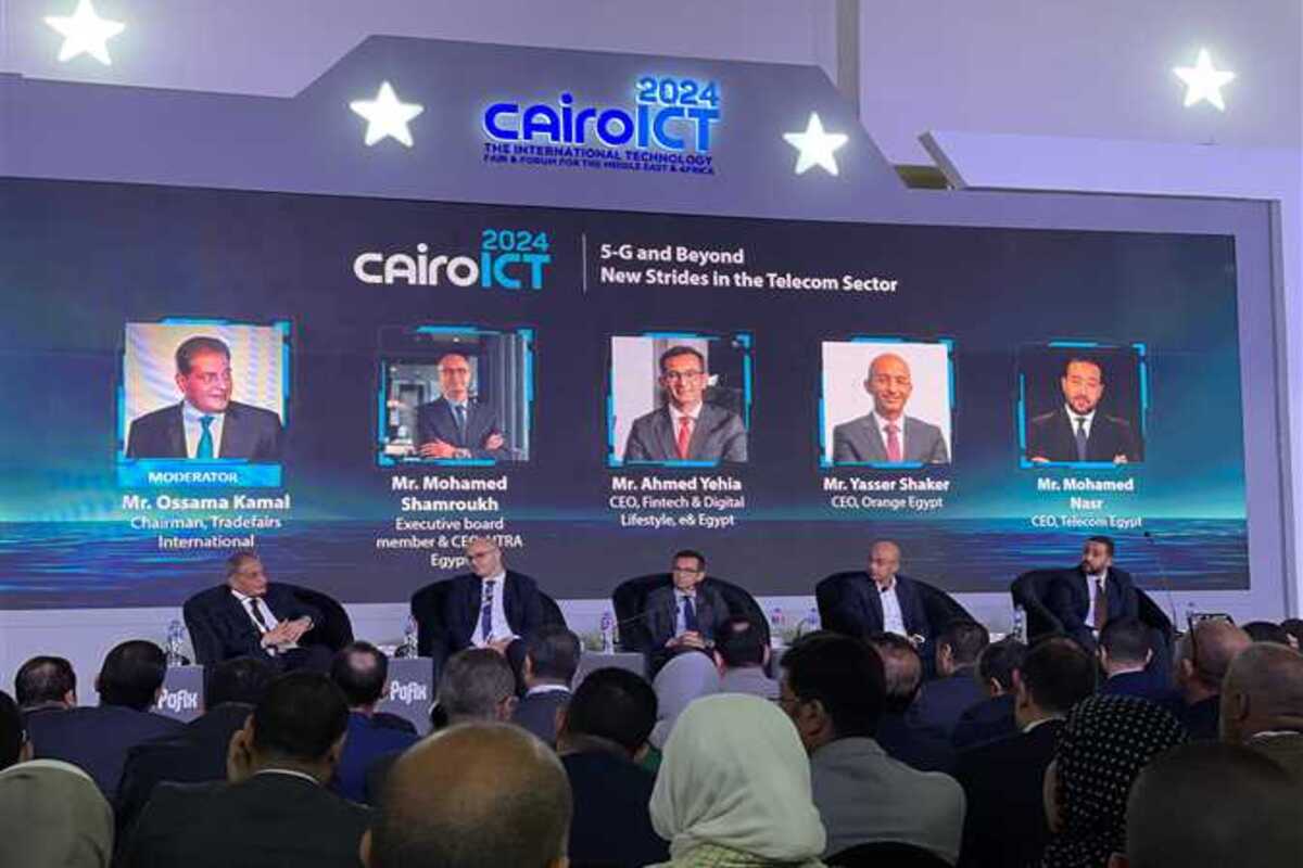 “تنظيم الاتصالات” يوافق مبدئيًا على زيادة أسعار خدمات المحمول والإنترنت في مصر