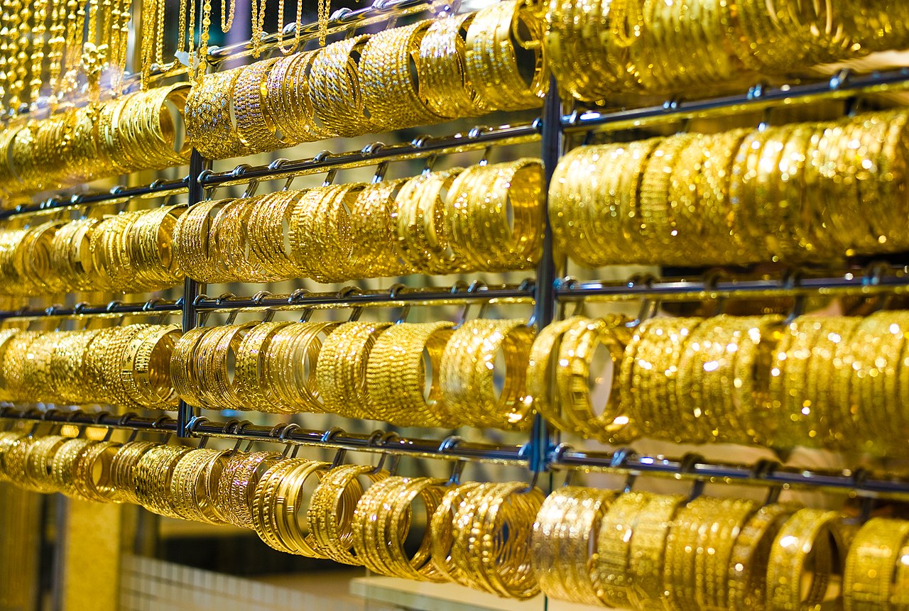 سعر مثقال الذهب اليوم في العراق عيار 21 اليوم الاربعاء 4 ديسمبر 2024 مع بداية التعاملات في بغداد ومحال الصاغة