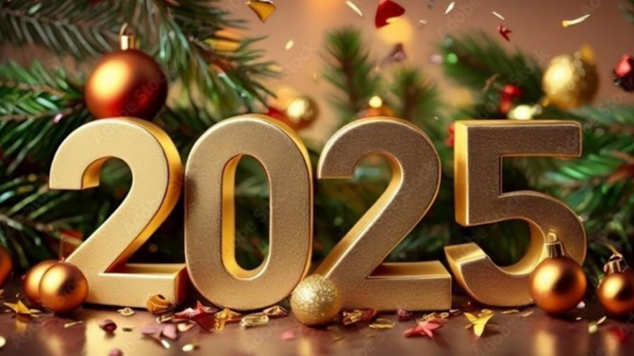 قبل ساعات من العام الجديد .. أجمل تهنئة رأس السنة 2025 لمعايدة الأهل والأصدقاء + صور معايدات مميزة