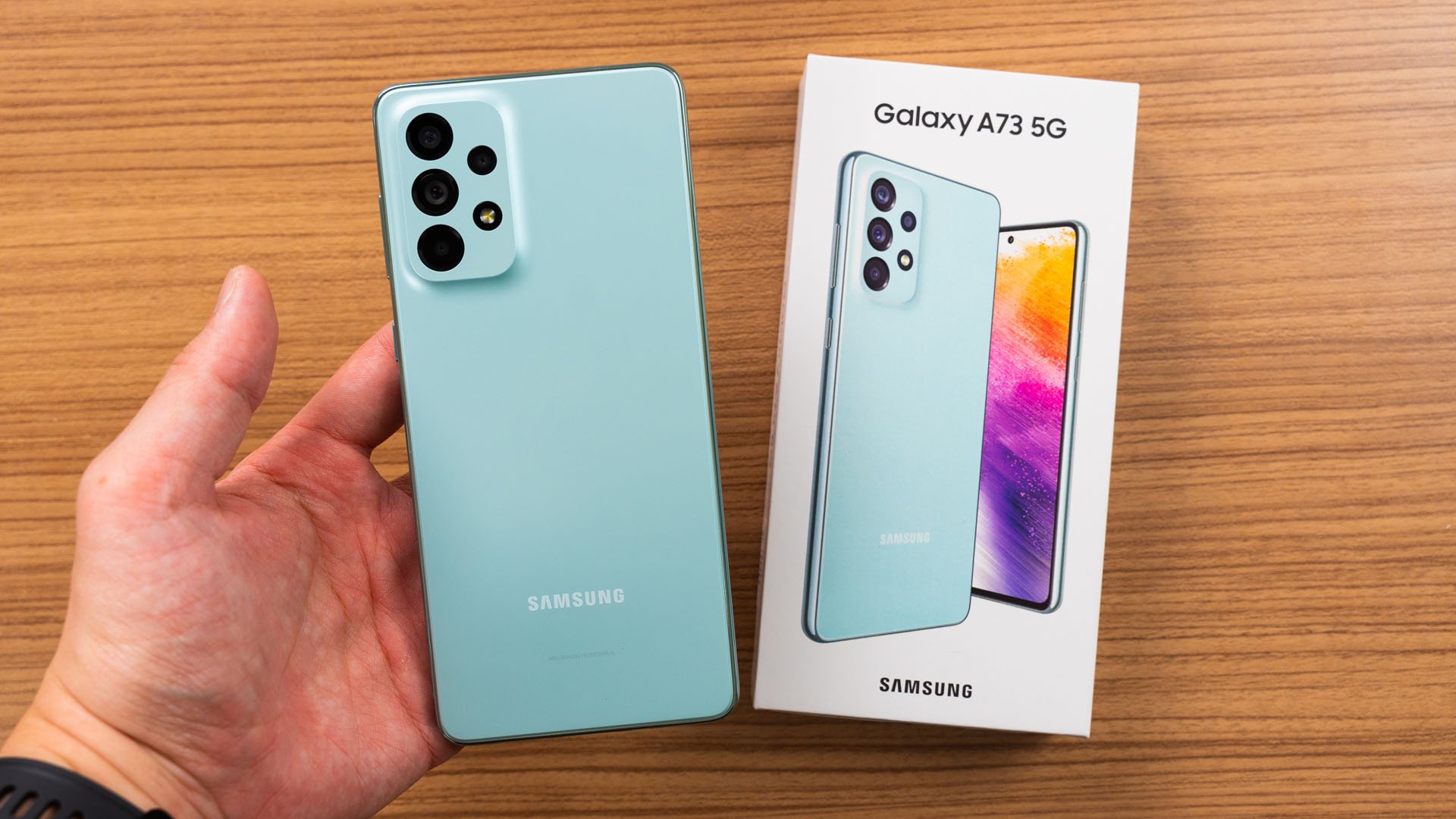اقوى منافس على الساحة من سامسونج.. سعر ومواصفات Samsung Galaxy A73 5G في الأسواق وأهم مميزاته وعيوبه
