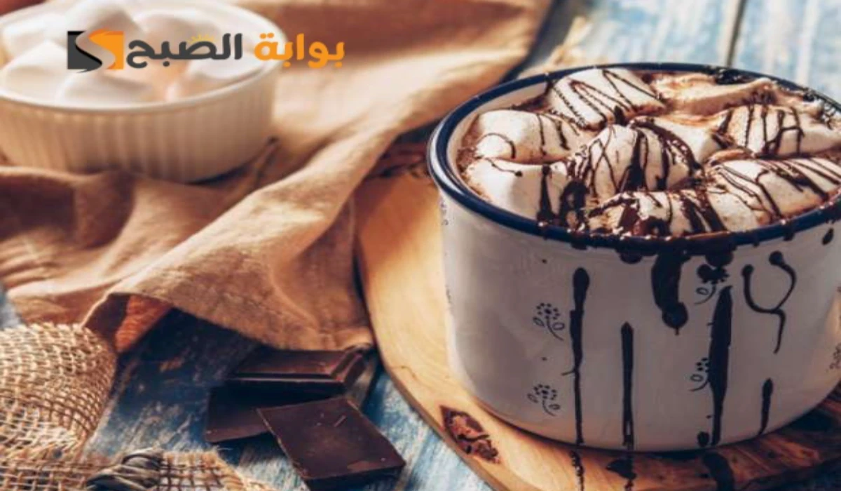 مشروبات شتوية رائعة.. طريقة عمل مشروب الشوكولاتة بالمارشميلو والأوريو في المنزل