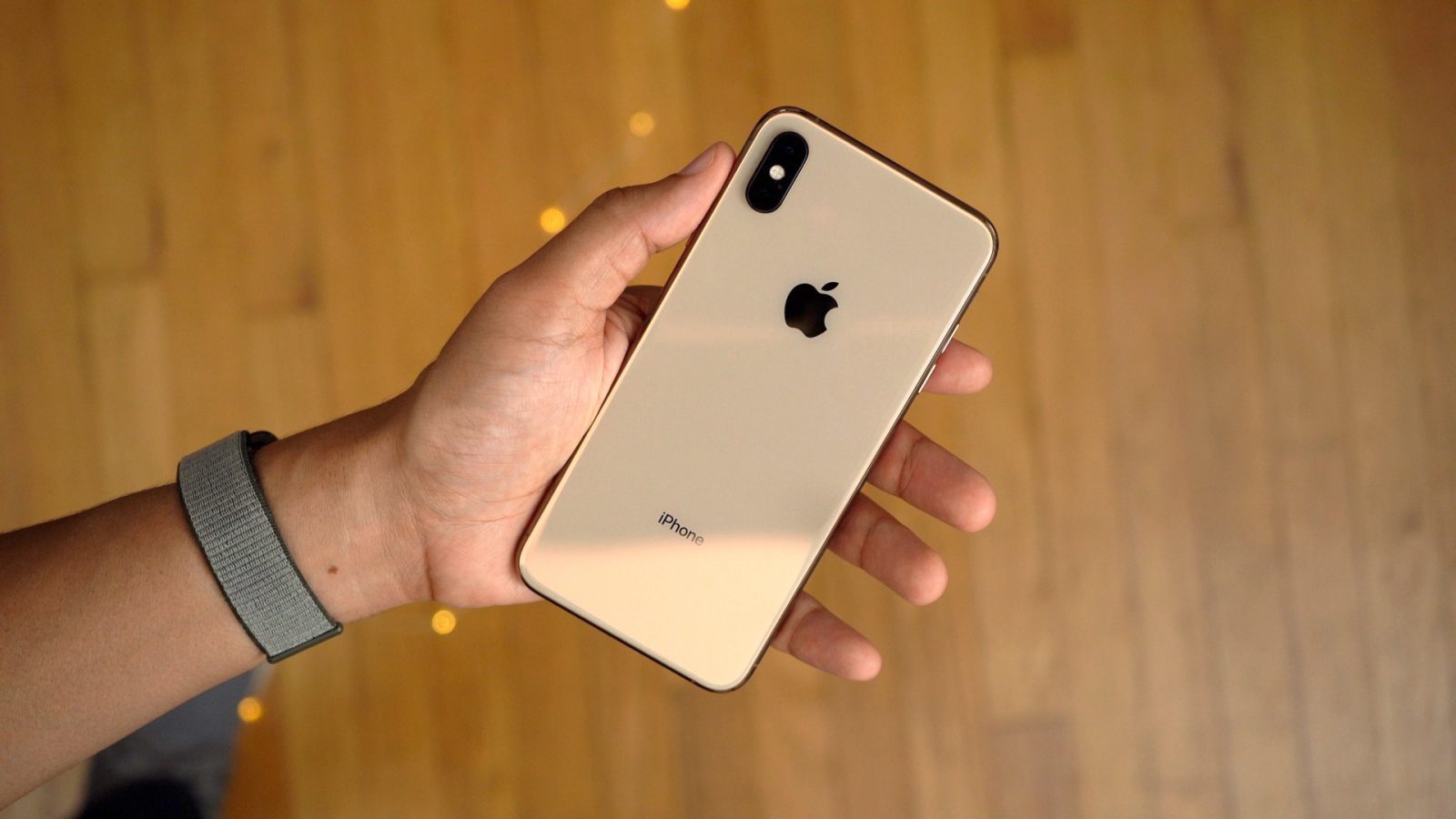 خصم خيالي 61% في تخفيضات نون الأسطورية .. هاتف iPhone XS Max بسعة 256 جيجابايت الآن والسعر!