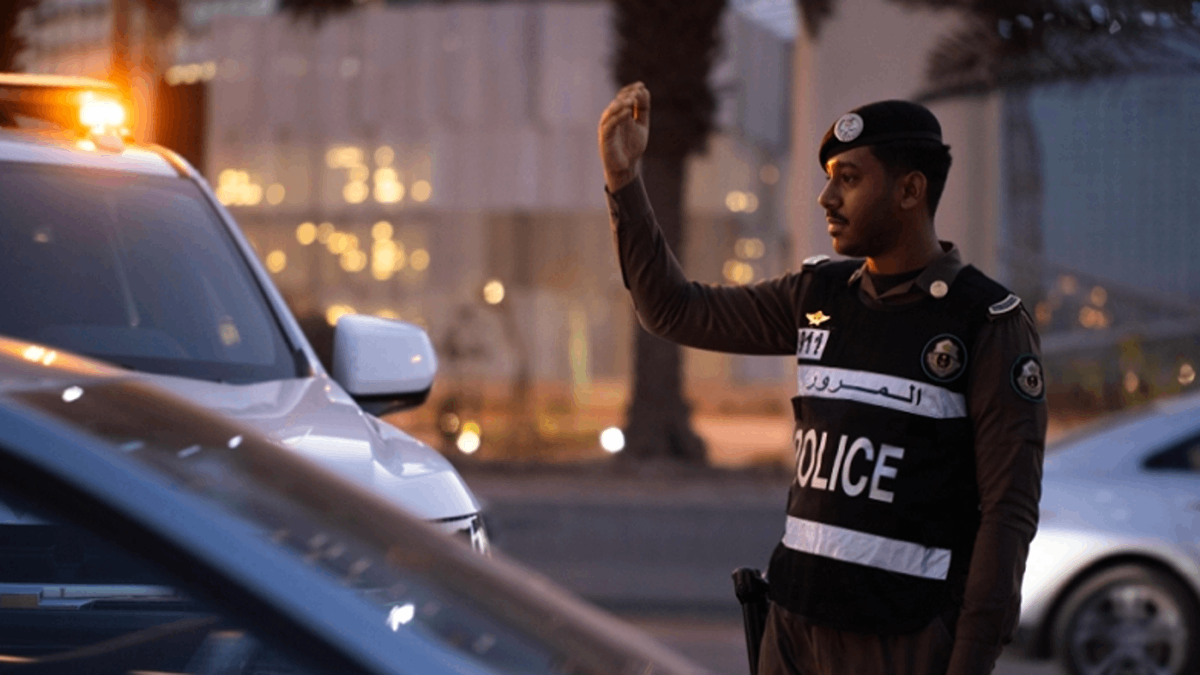 ما خطوات استخراج تقرير بيانات المركبات عبر منصة أبشر؟ المرور السعودي يُجيب