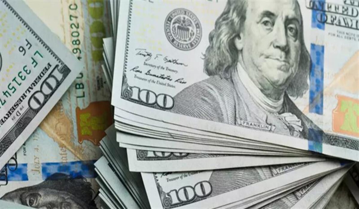 قفزة غير متوقعة.. الدولار الأمريكي يصدم الجميع ويسجل رقم جديد في أسواق العراق فكم سعر 100 دولار مقابل الدينار العراقي