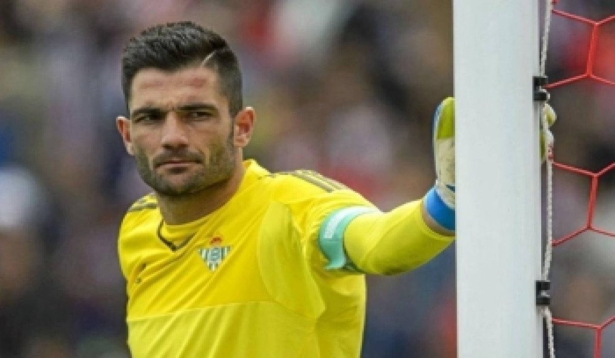 الاتحاد يفكر في شراء مدافع فريق النصر العمري أثناء نهاية إعارته للعميد في هذا الموسم