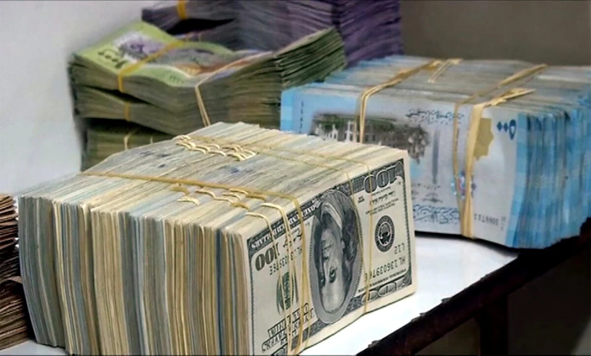 100 دولار تساوي كم ليرة سورية؟ .. سعر صرف الدولار في سوريا اليوم الأحد 19 يناير 2025