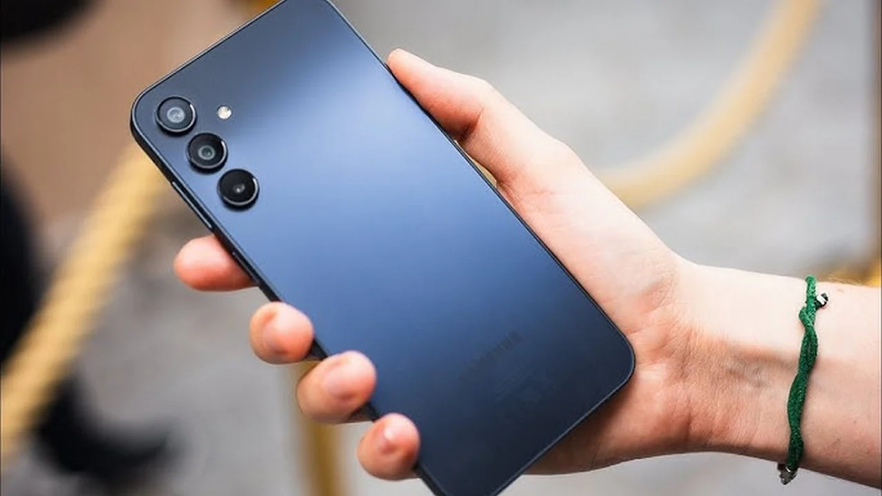 مراجعة موبايل سامسونج Galaxy A16 الهاتف الاقتصادي مواصفات وسعر مذهل