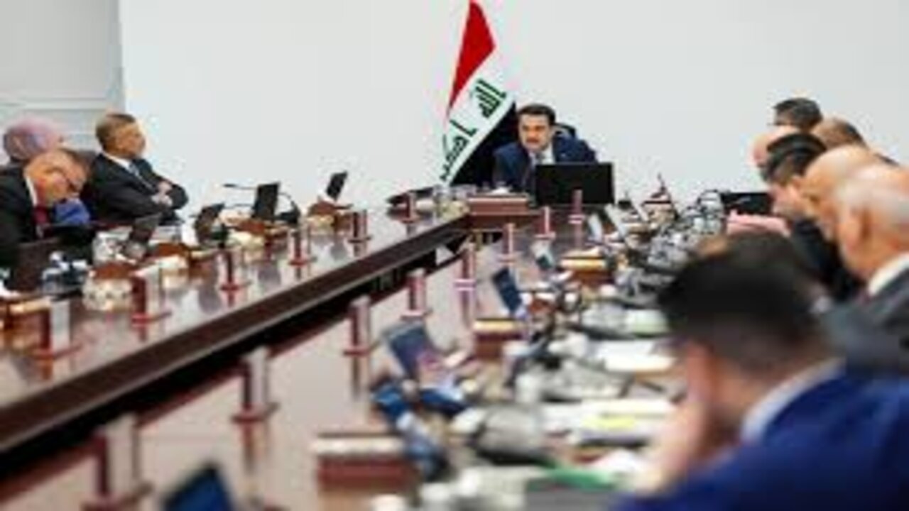 هام وعاجل.. الحكومة العراقية تصدر قرارات جديدة هامة أهمها استثناء هذه الفئة من استقطاع الرواتب بنسبة1% وإنشاء مصرف جديد