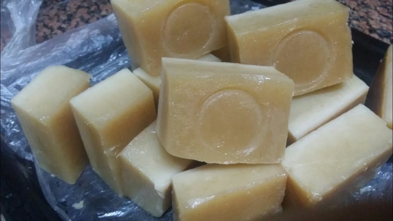 كل اللي عايزة تعرفيه عن عمل صابون المواعين.. خطوات بسيطة لتحضير صابون فعال وآمن
