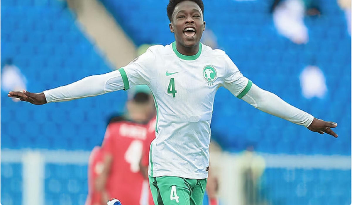 الأهلي السعودي يُعلن رسمياً تجديد عقد اللاعب “محمد بكر”.. تفاصيل