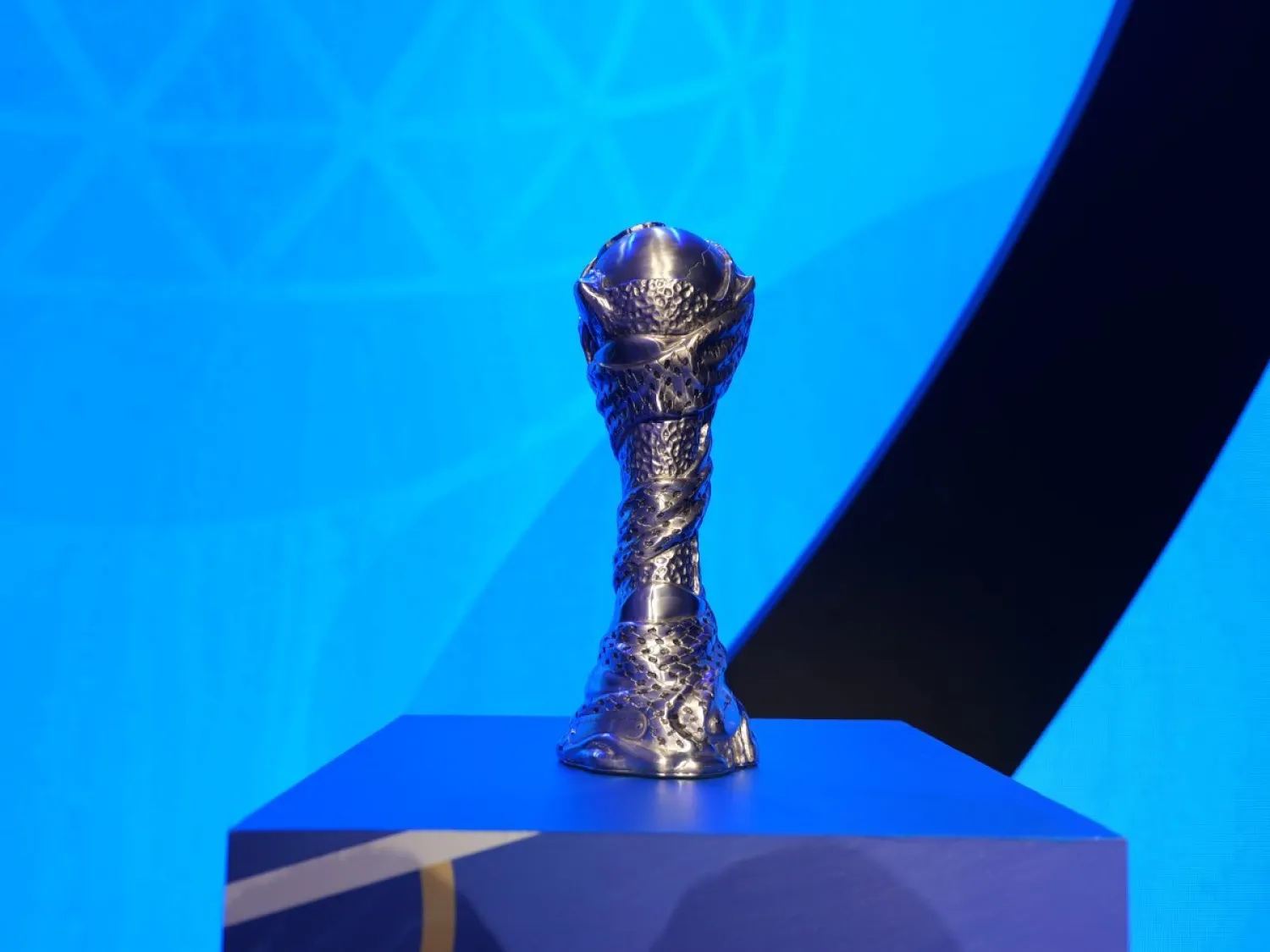 مجانا.. القنوات المفتوحة الناقلة لنهائي خليجي26  بين منتخب عمان والبحرين
