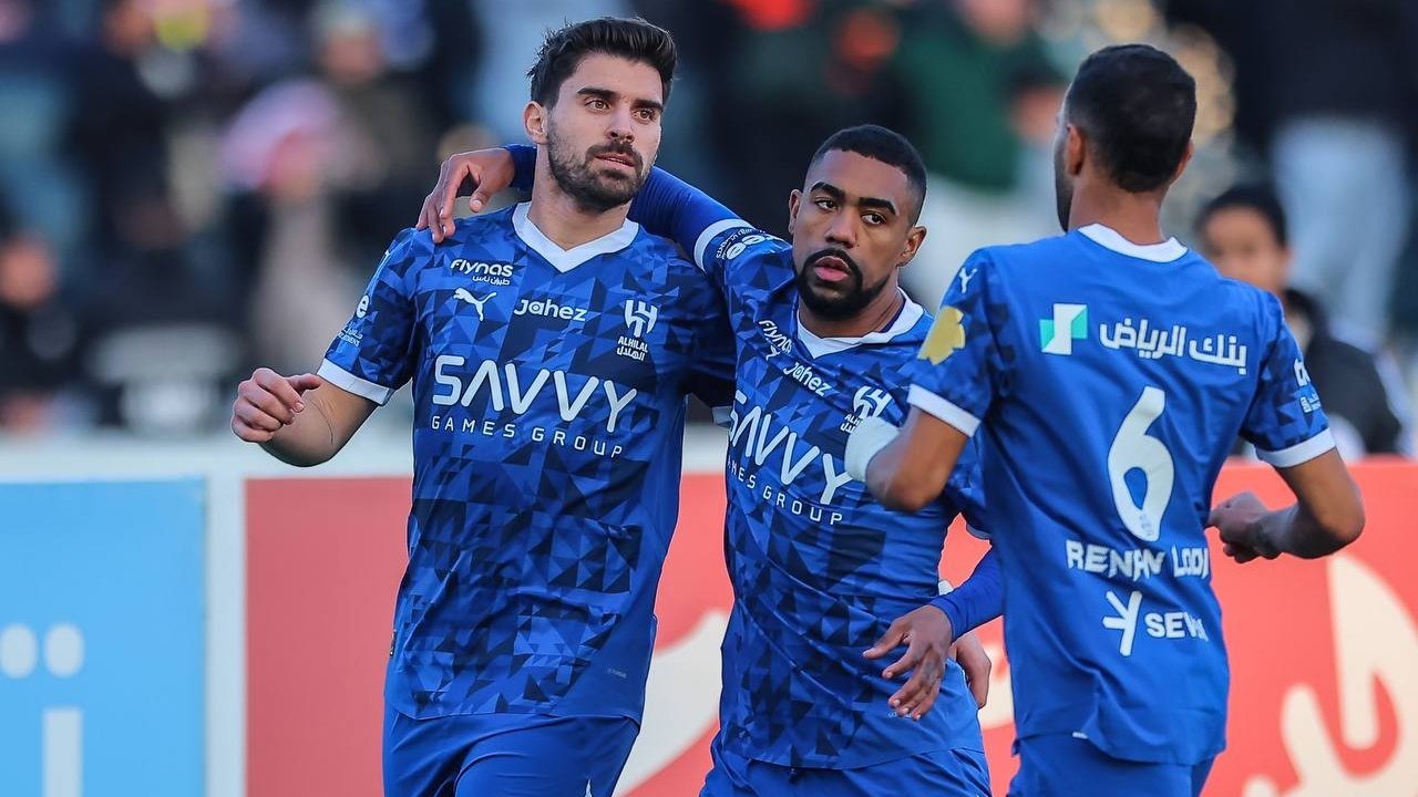 طرح تذاكر مباراة الهلال والفتح في دوري روشن السعودي.. احجز تذكرتك الآن