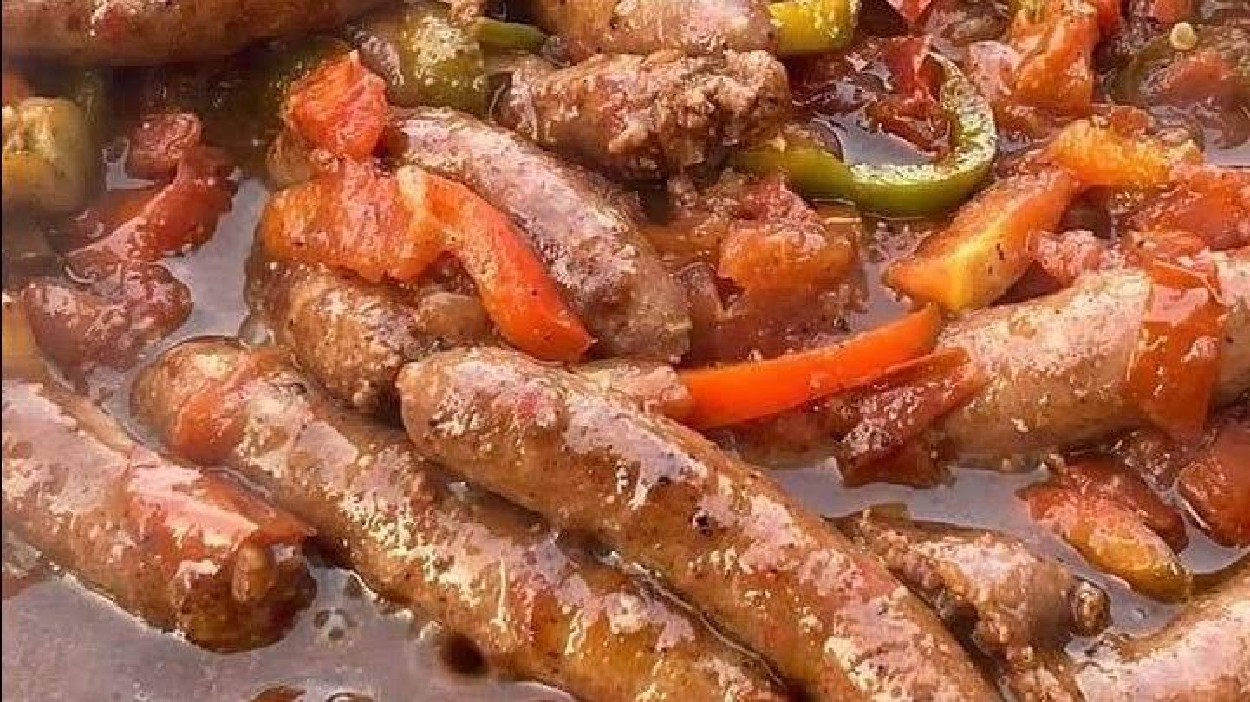 طاجن سجق بالفرن طعم وريحة جنان مميز لا تقاوم من افضل الوصفات المصرية