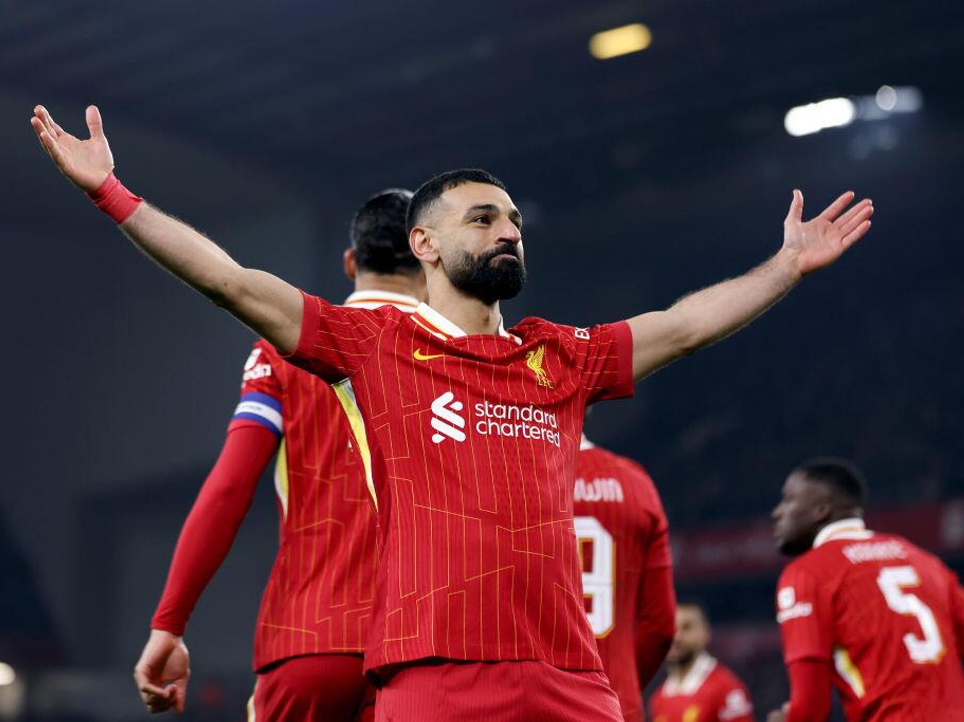 محمد صلاح يوجه ضربة قوية لـ الهلال.. وتحرك عاجل من ليفربول