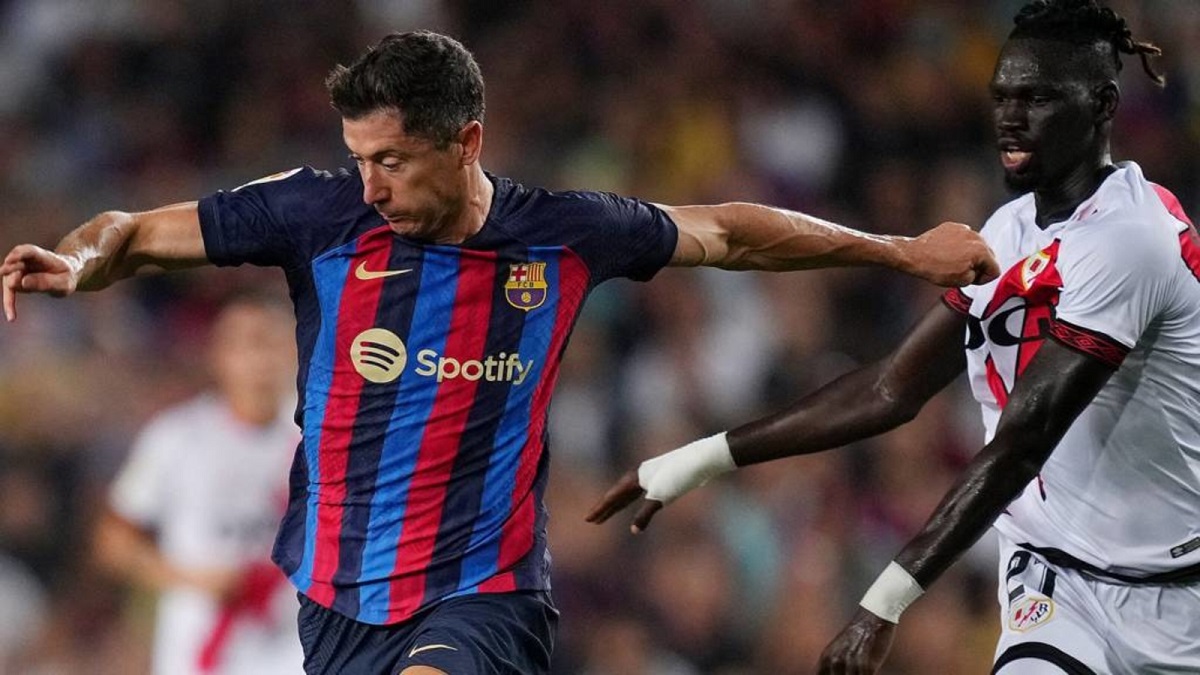 برشلونة ضد رايو فاييكانو.. البرسا يستعد للظفر بصدارة ترتيب الدوري الإسباني “موعد المباراة”