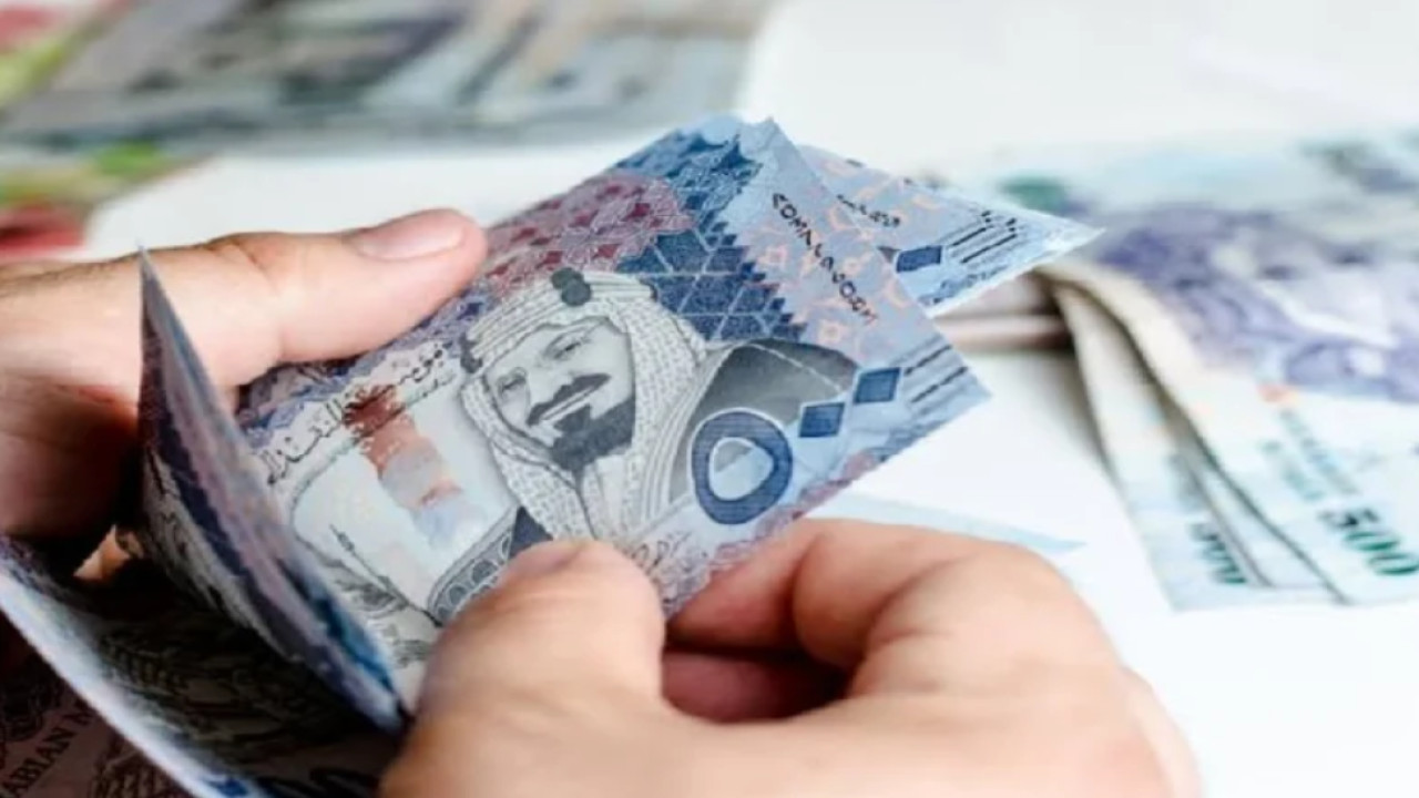 “رابط الاستعلام”..موعد صرف رواتب المتقاعدين بالسعودية لعام 2025
