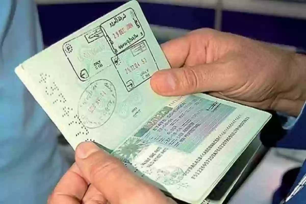 للمواطنين والمقيمين.. شروط وخطوات تمديد تأشيرة الزيارة بالمملكة عبر منصة أبشر 1446