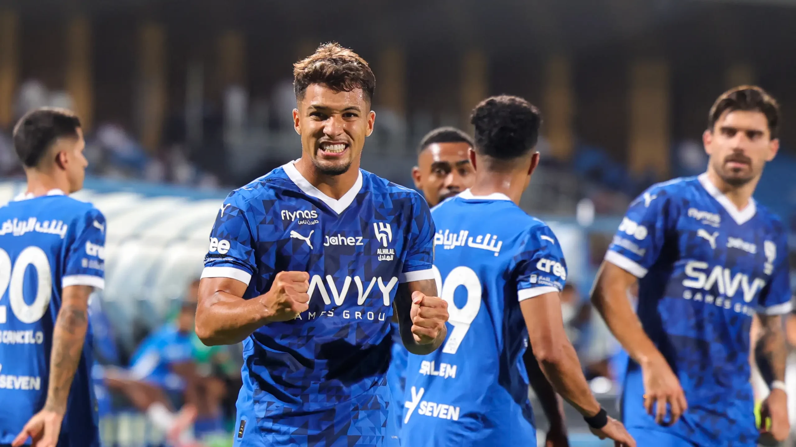 الطريقي يكشف أزمة الهلال.. “حل وحيد للنجاة أمام الاتحاد”