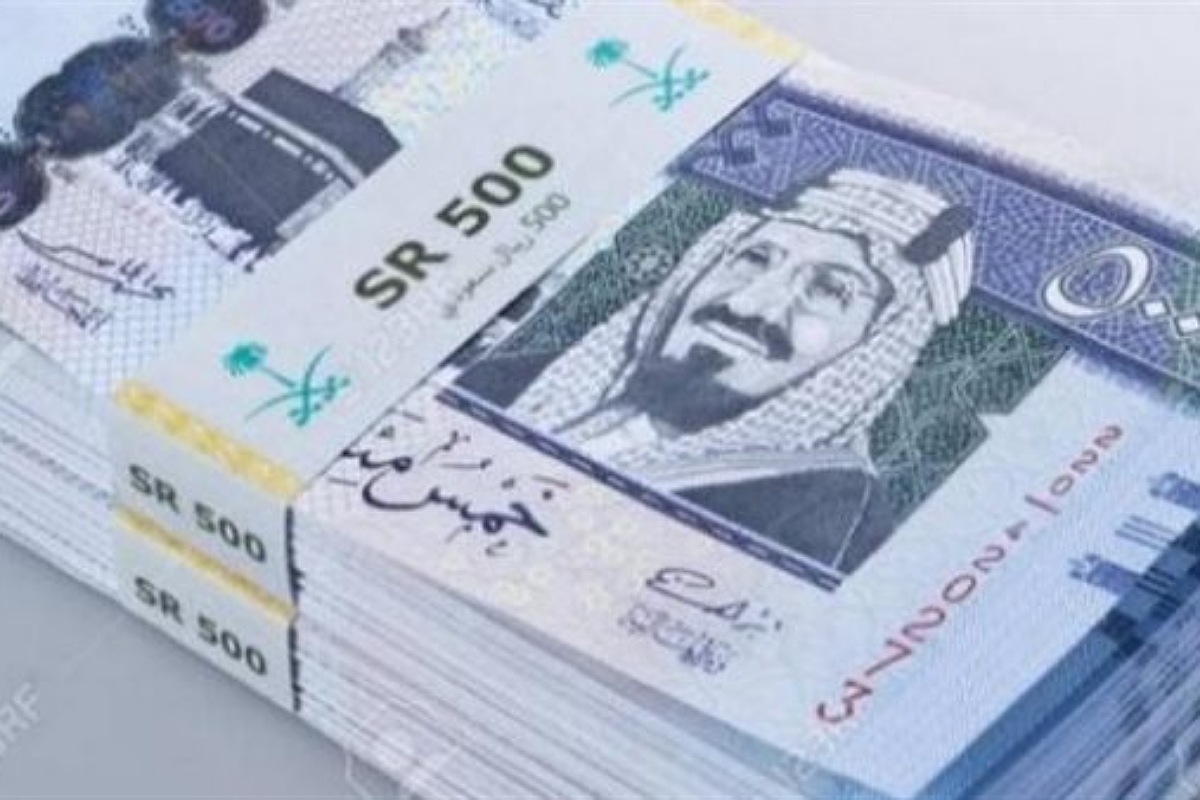 براتب 2000 ريال إيداع سريع لتمويلك في حسابك وأجل حتى 3 أقساط شهرية مستحقة