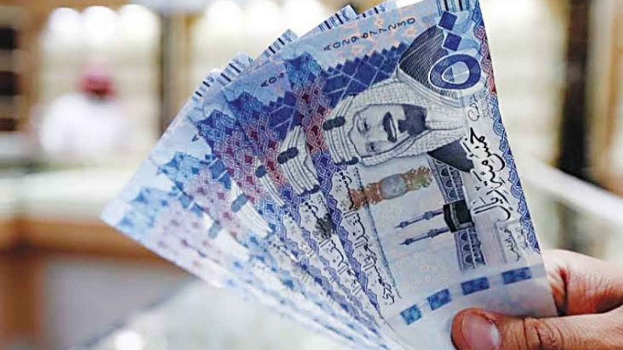 للسعودي والمقيم إيداع فوري 200 ألف ريال بدون كفيل بالتقسيط حتى 5 سنوات لسداد المديونية بهامش ربح منافس