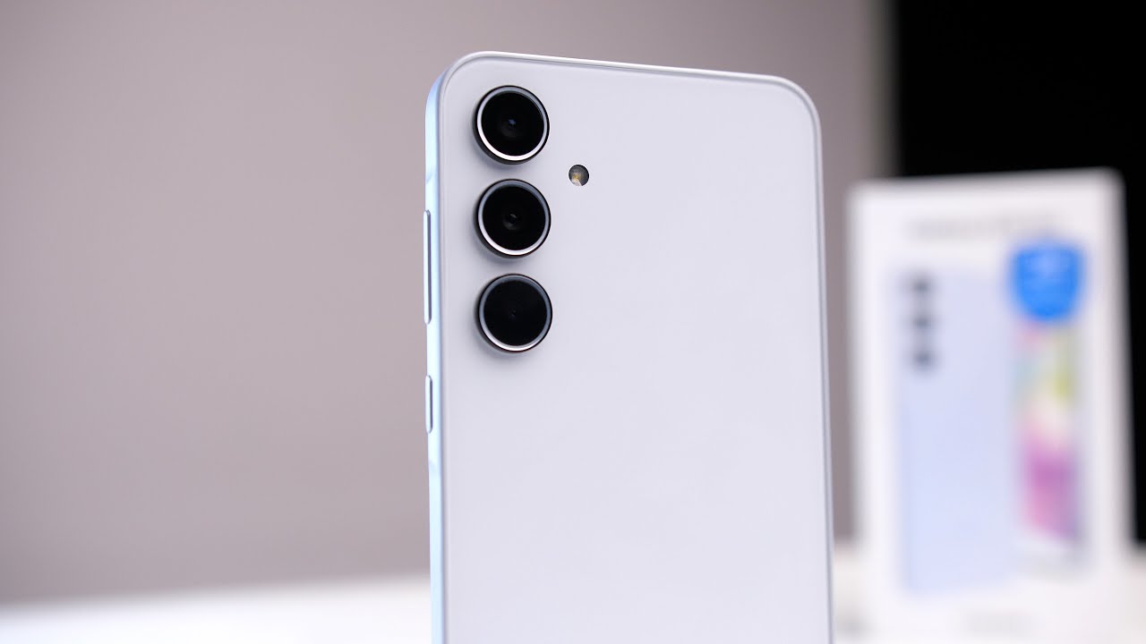 وحش سامسونج المنافس الأقوي على الأطلاق هاتف Samsung Galaxy A35 5G المصمم بظهر زجاجي وتقنيات عالية بلا منازع