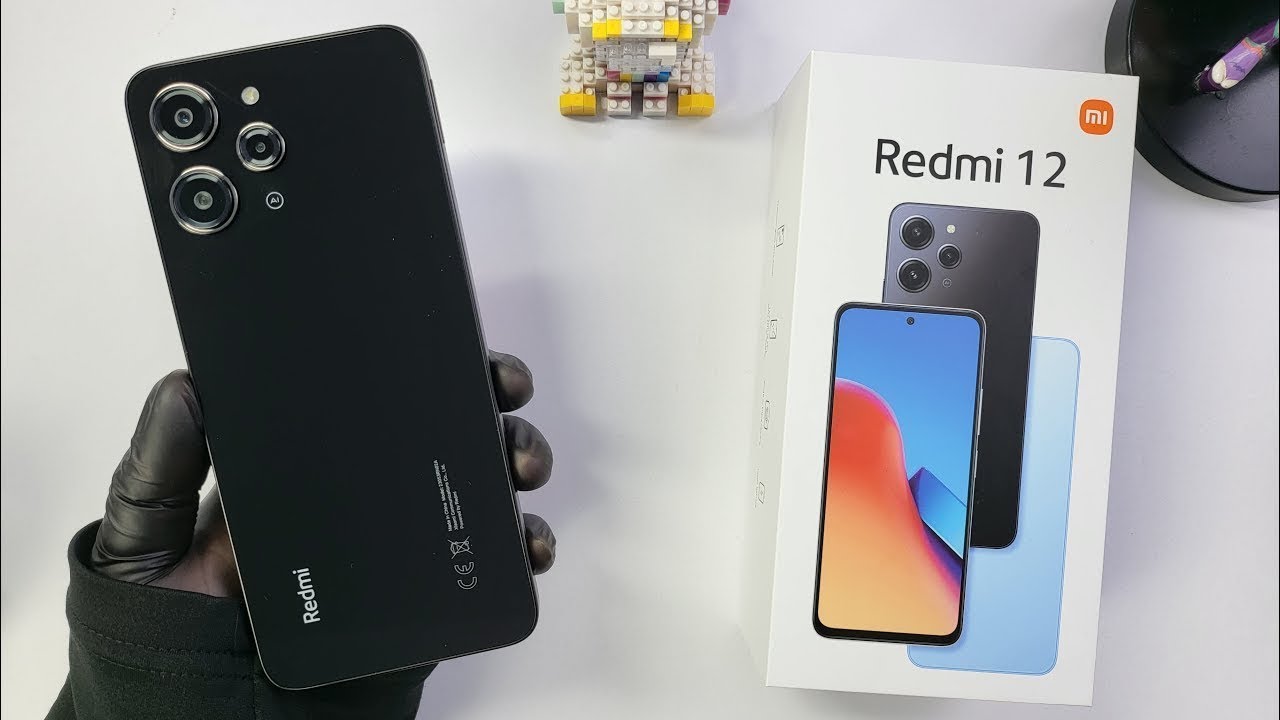 هاتف فخم يشبه الآيفون من شاومي أكتشف Xiaomi Redmi 12 الأكثر طلباً بمعالج قوي وبأداء خيالي