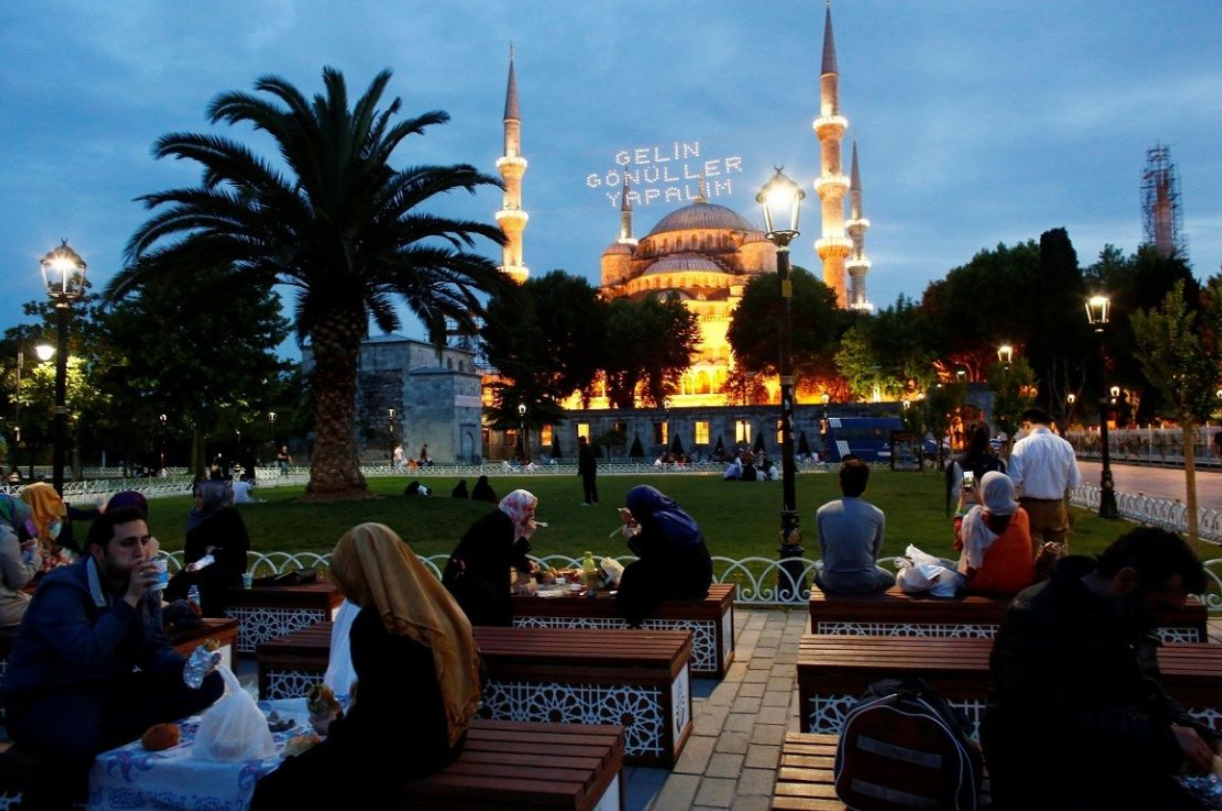 إمساكية رمضان في تركيا 2025 تعرف على مواقيت الصلاة في اسطنبول, أنقرة وباقي المدن التركية