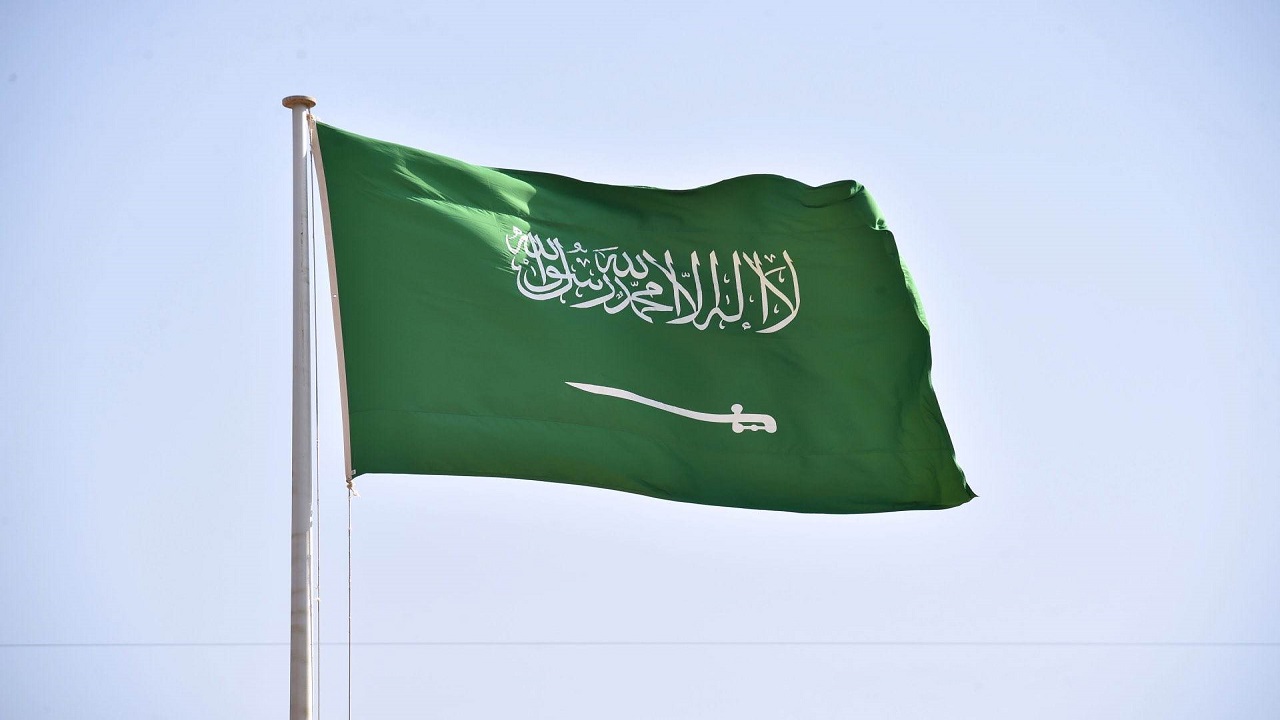 موعد يوم العلم السعودي 2025.. هل سيكون إجازة رسمية؟