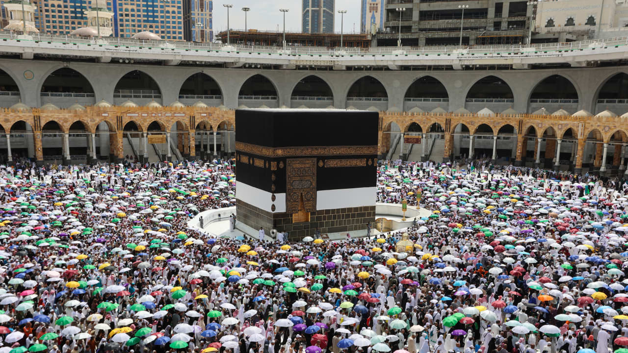 التسجيل في الحج 1446 هـ.. الخطوات والشروط المطلوبة للمواطنين والمقيمين