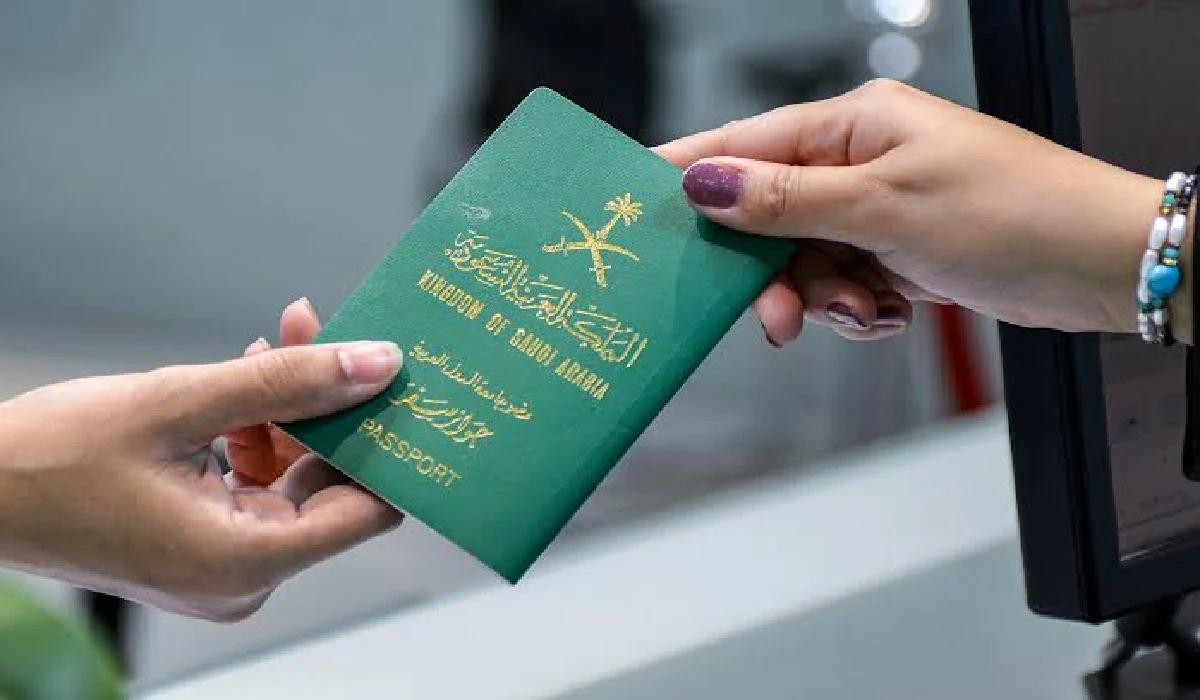 بالرابط والخطوات.. كيفية إلغاء تأشيرة الزيارة العائلية السعودية 2025 إلكترونيًا وأهم الشروط