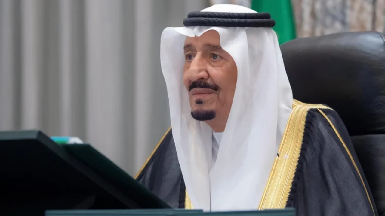 بأمر ملكي إيداع 3000 ريال مكرمة ملكية لشهر رمضان للمتقاعدين 1446.. وزارة الموارد البشرية تكشف الحقيقة لتنهي الشائعات