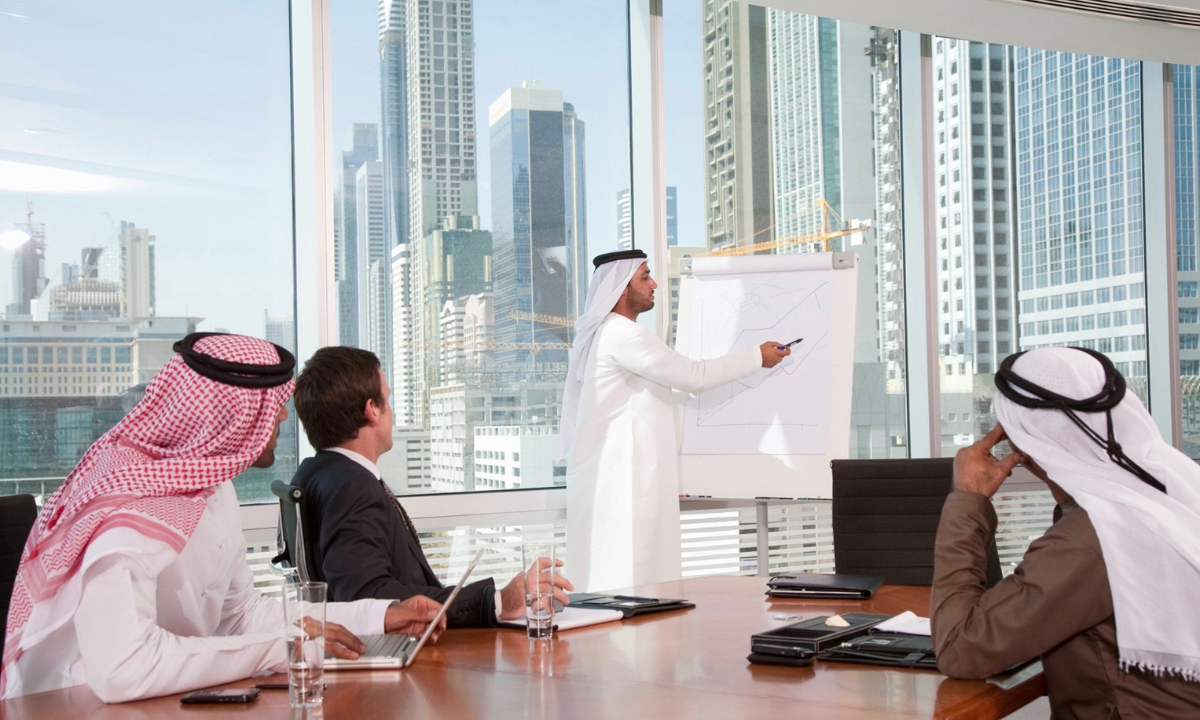 مواعيد دوام رمضان الحكومي 1446هـ.. الموارد البشرية تُعلن عدد ساعات العمل في السعودية للموظفين في القطاعين الحكومي والخاص