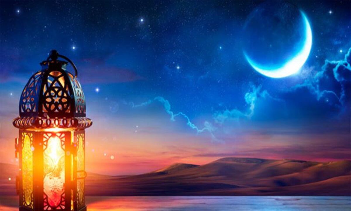 عاجل.. أول دولة تعلن رؤية هلال رمضان