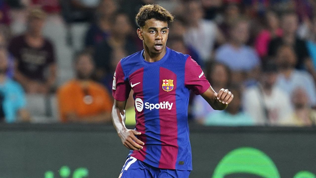 عاجل: .. برشلونة يتلقي ضربة موجعة قبل مباراة الفريق أمام اتلتيكو مدريد في نصف نهائي كأس ملك إسبانبا