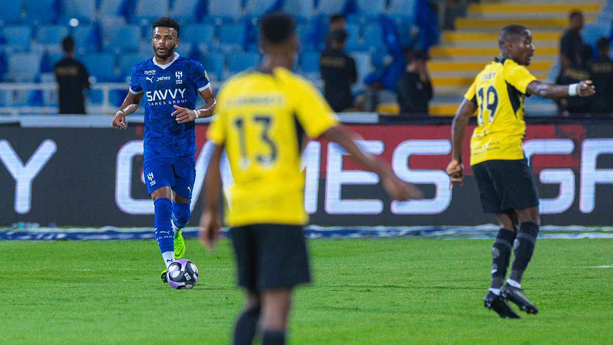 الاتحاد x الهلال.. القنوات الناقلة لكلاسيكو يوم التأسيس بين الهلال والاتحاد