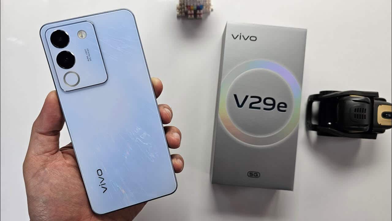 فيفو تخطف الأنظار بهاتف Vivo v29e المنافس الشرس لأفخم الهواتف والمميز بمواصفات جبارة